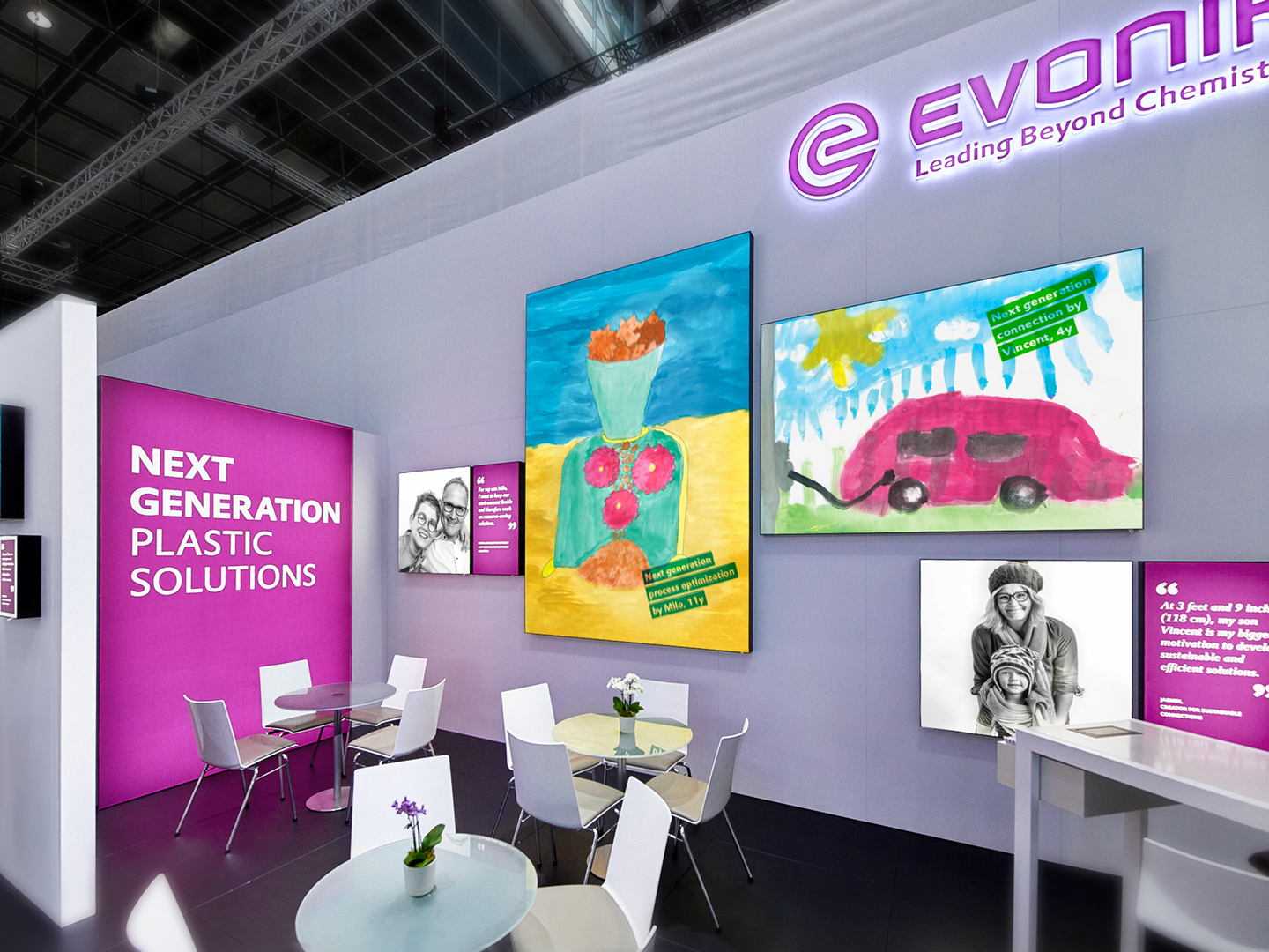 Der Evonik-Messestand auf der Kunststoffmesse K2022