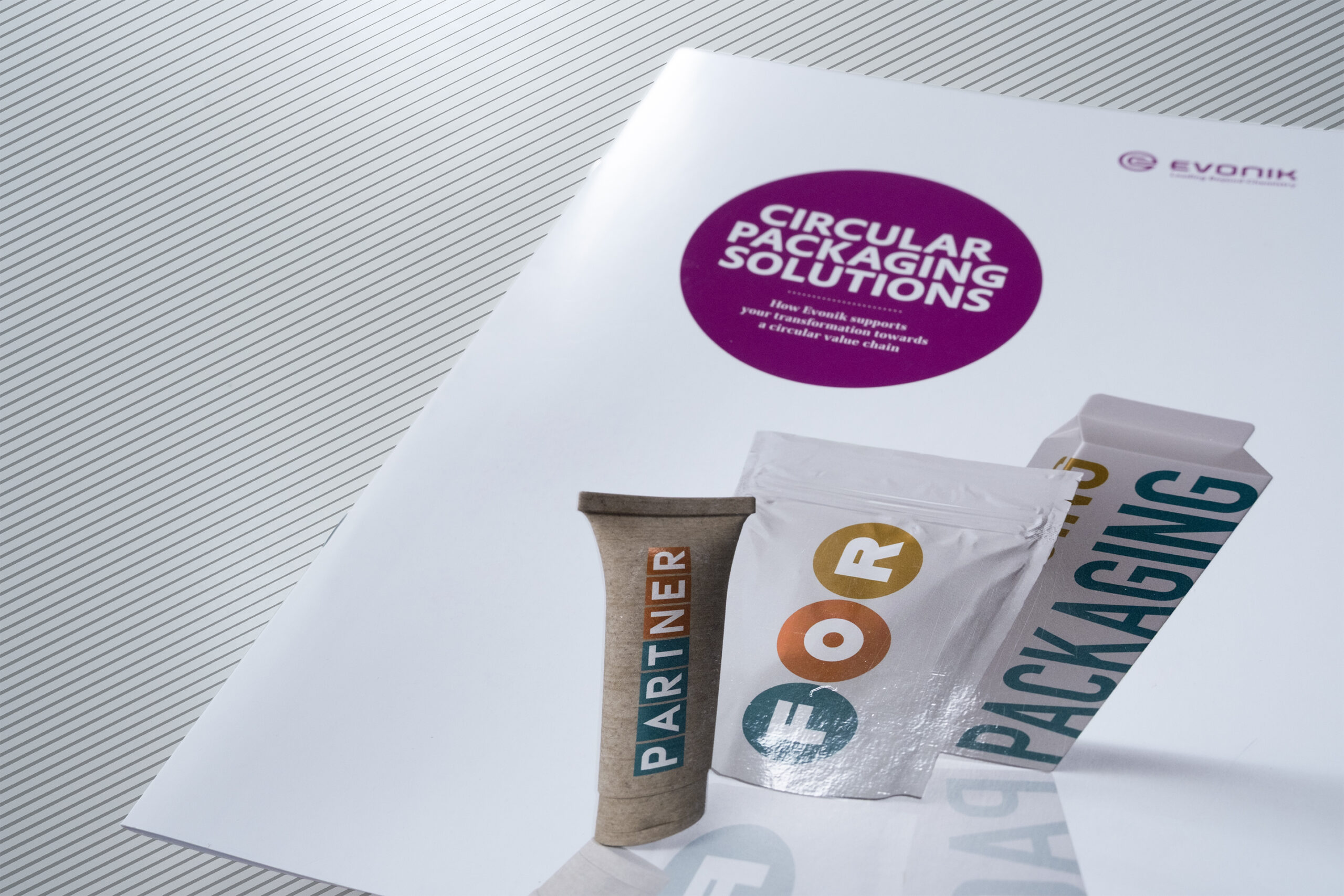 Broschüre „Partner for Circular Packaging“, Titelseite